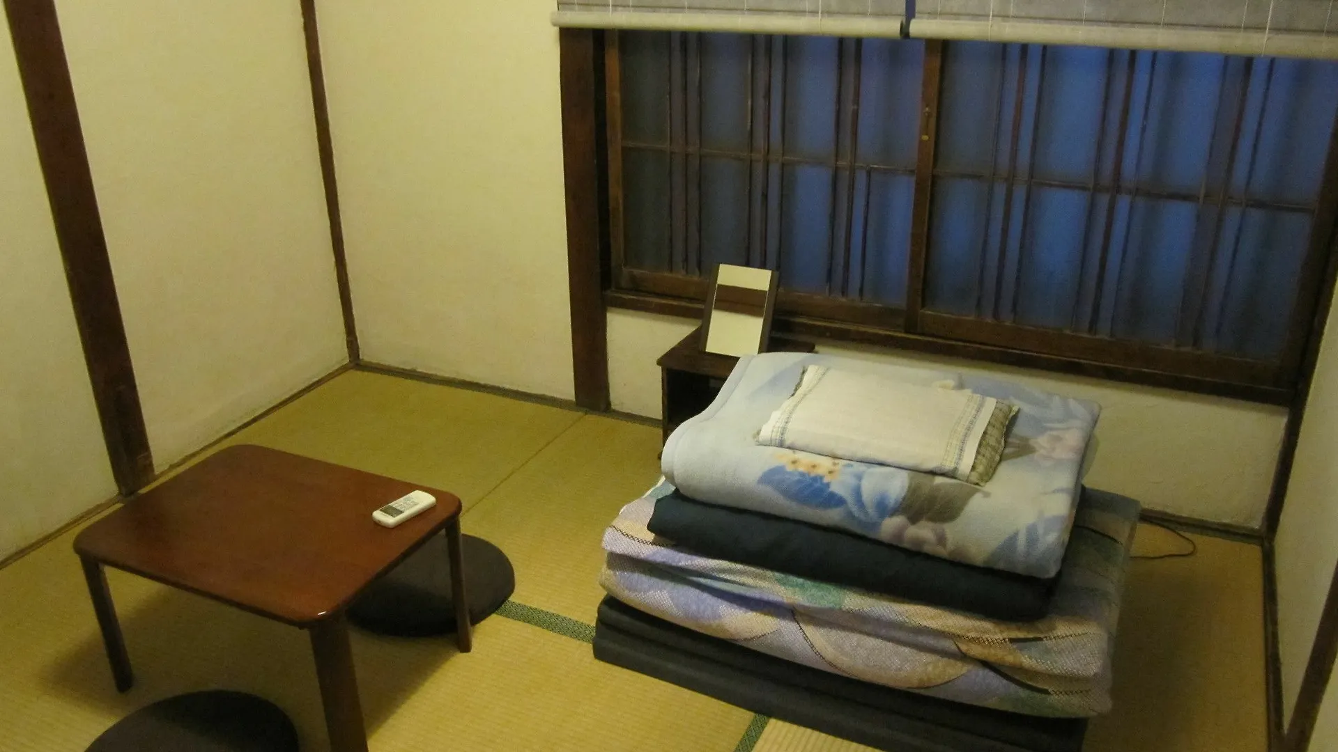 **  Taito Ryokan Tokio Japón
